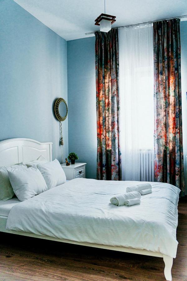 Hacienda Coltea - Cozy Old Town Apartaments Bucarest Esterno foto