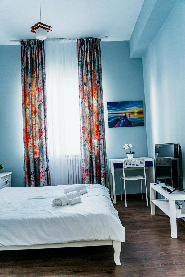 Hacienda Coltea - Cozy Old Town Apartaments Bucarest Esterno foto